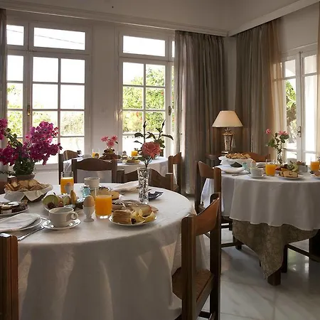 道基萨酒店 酒店 Páros