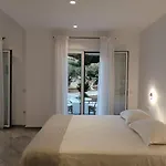 Doukissa - Parikia Town Centre Ξενοδοχείο 2*